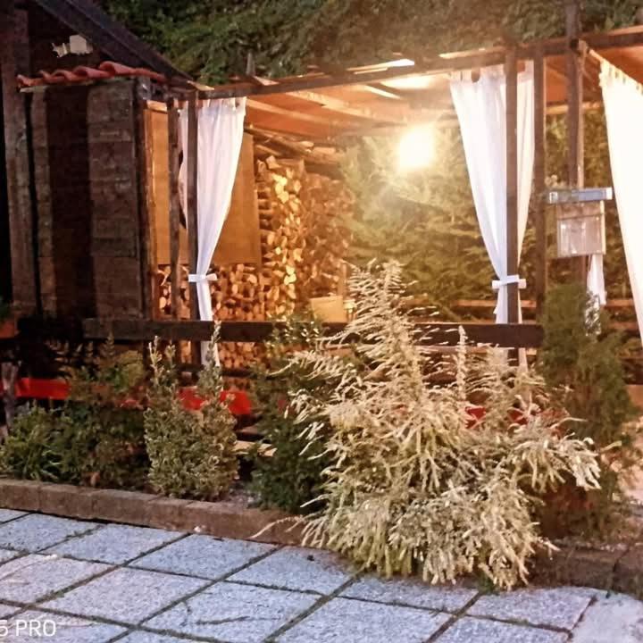 La Tana Dello Scoiattolo - Adults Only Bed & Breakfast Murazzano  Exterior photo